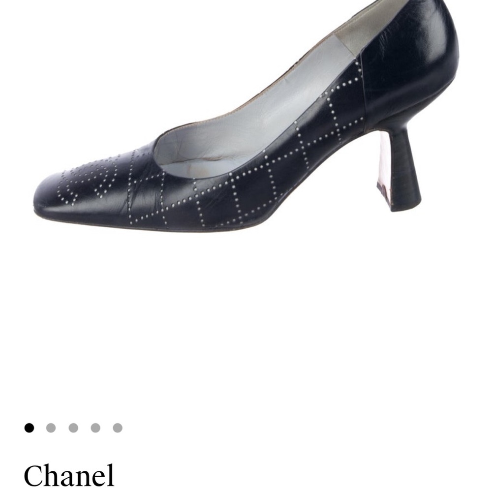 CHANEL Blue Heels Classic Pumps